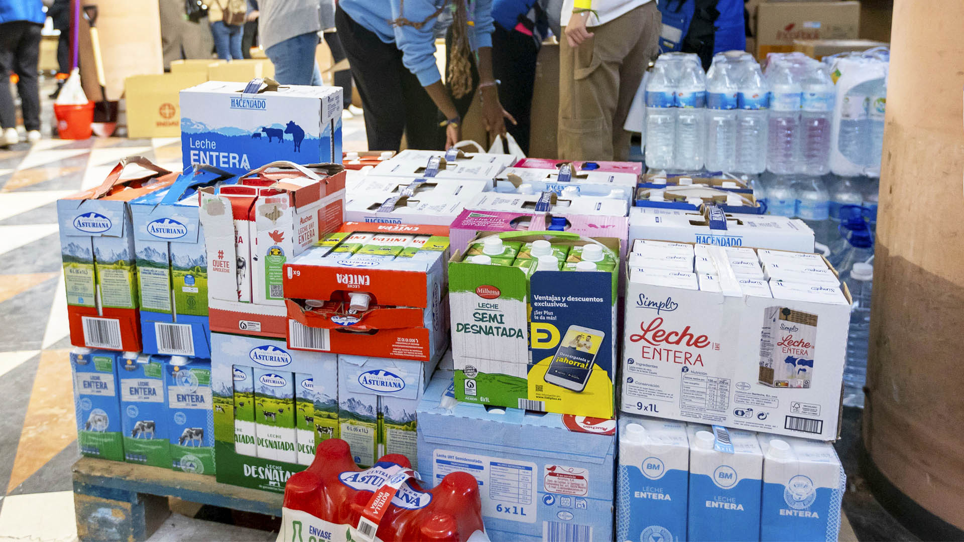 APYMESPA solicita la colaboración de sus socios con la Comunidad Valenciana · Foto: EFE/Raquel Manzanares APYMESPA solicita la colaboración de sus socios con la Comunidad Valenciana · Foto: EFE/Raquel Manzanares