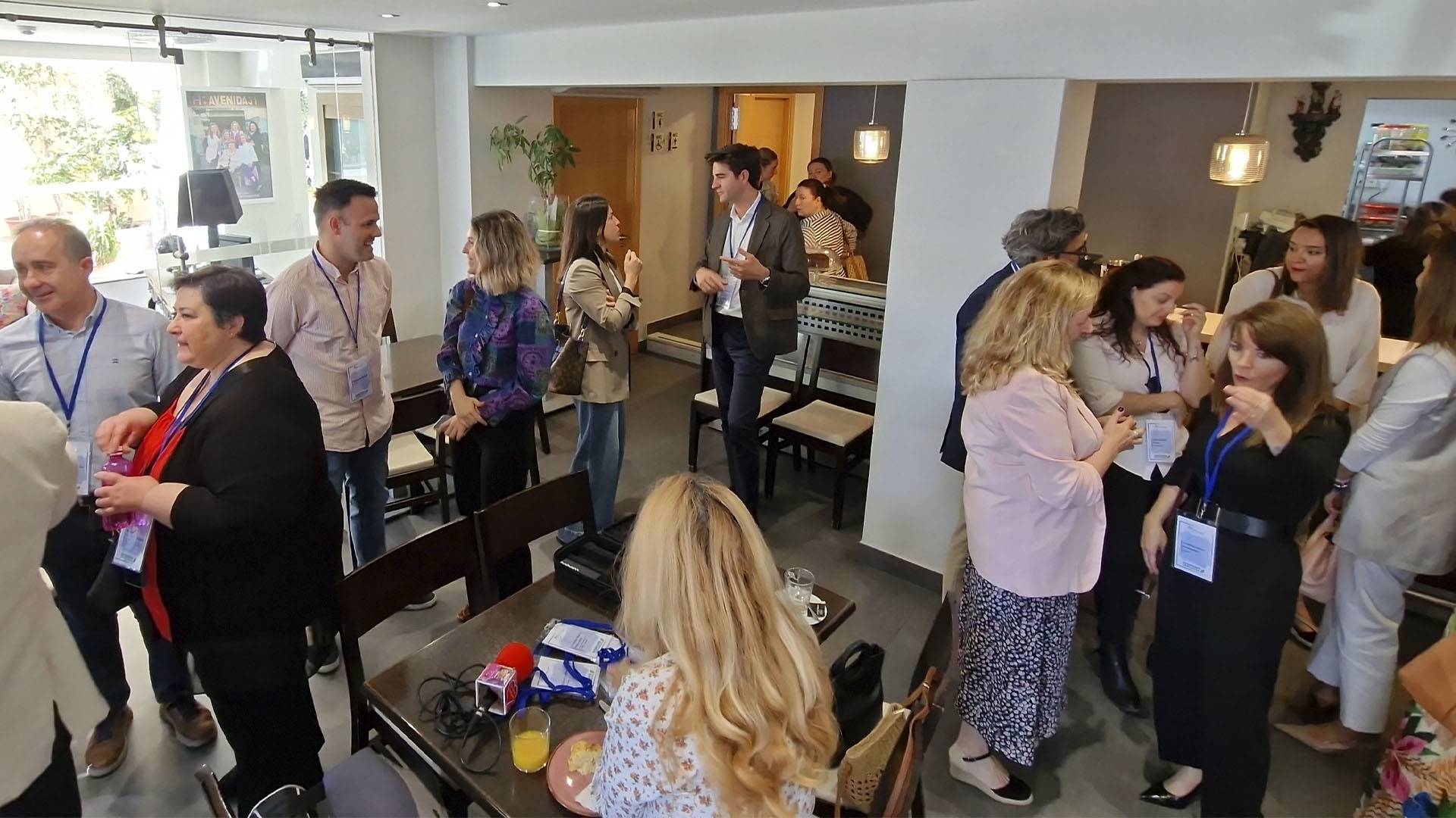 Desayuno Empresarial con sabor a futuro gracias a la unión del IES Salduba y autoridades locales